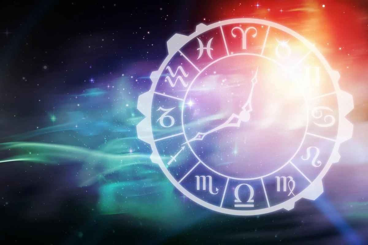 Этим знакам зодиака астрологи пообещали грандиозные перемены в 2023 году