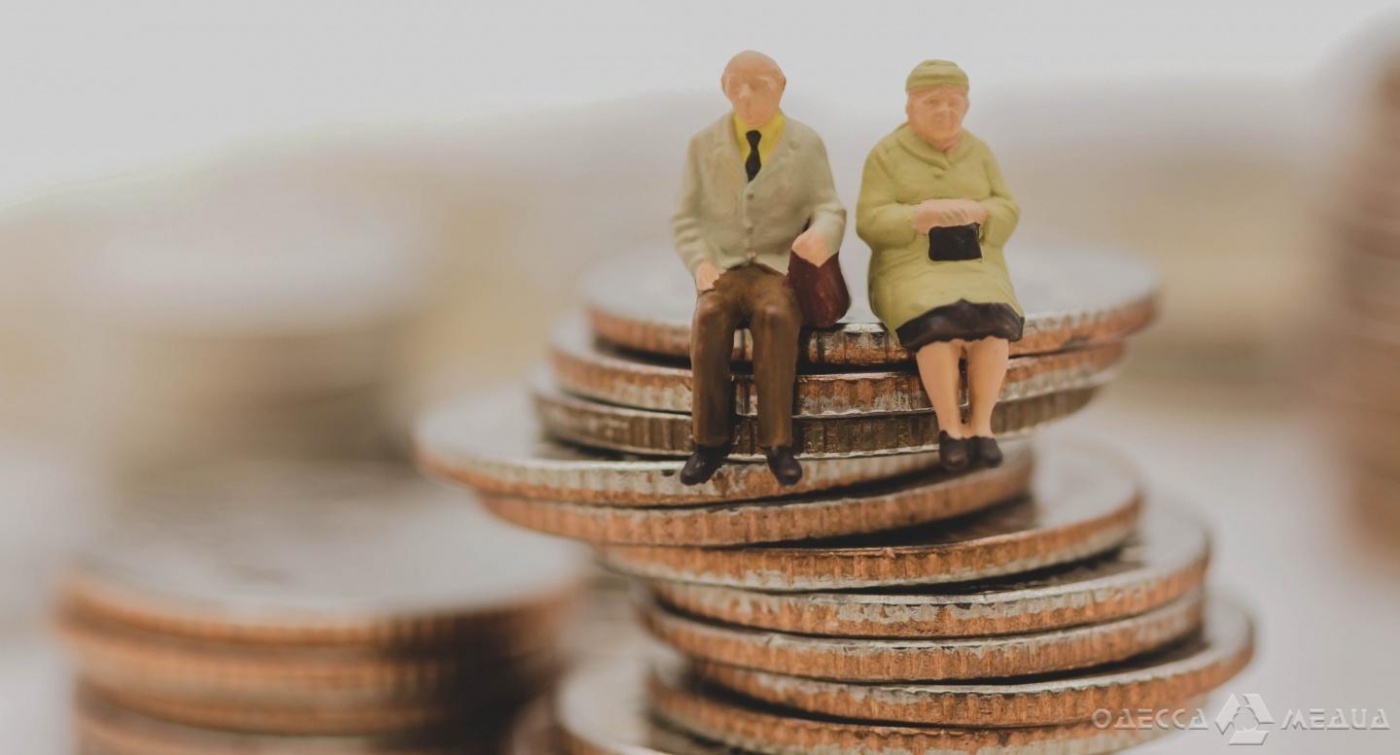 Украинцев ждет масштабный перерасчет пенсий: кому, когда и на сколько повысят