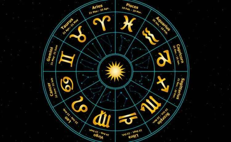 В октябре эти четыре знака зодиака смогут улучшить свое материальное положение