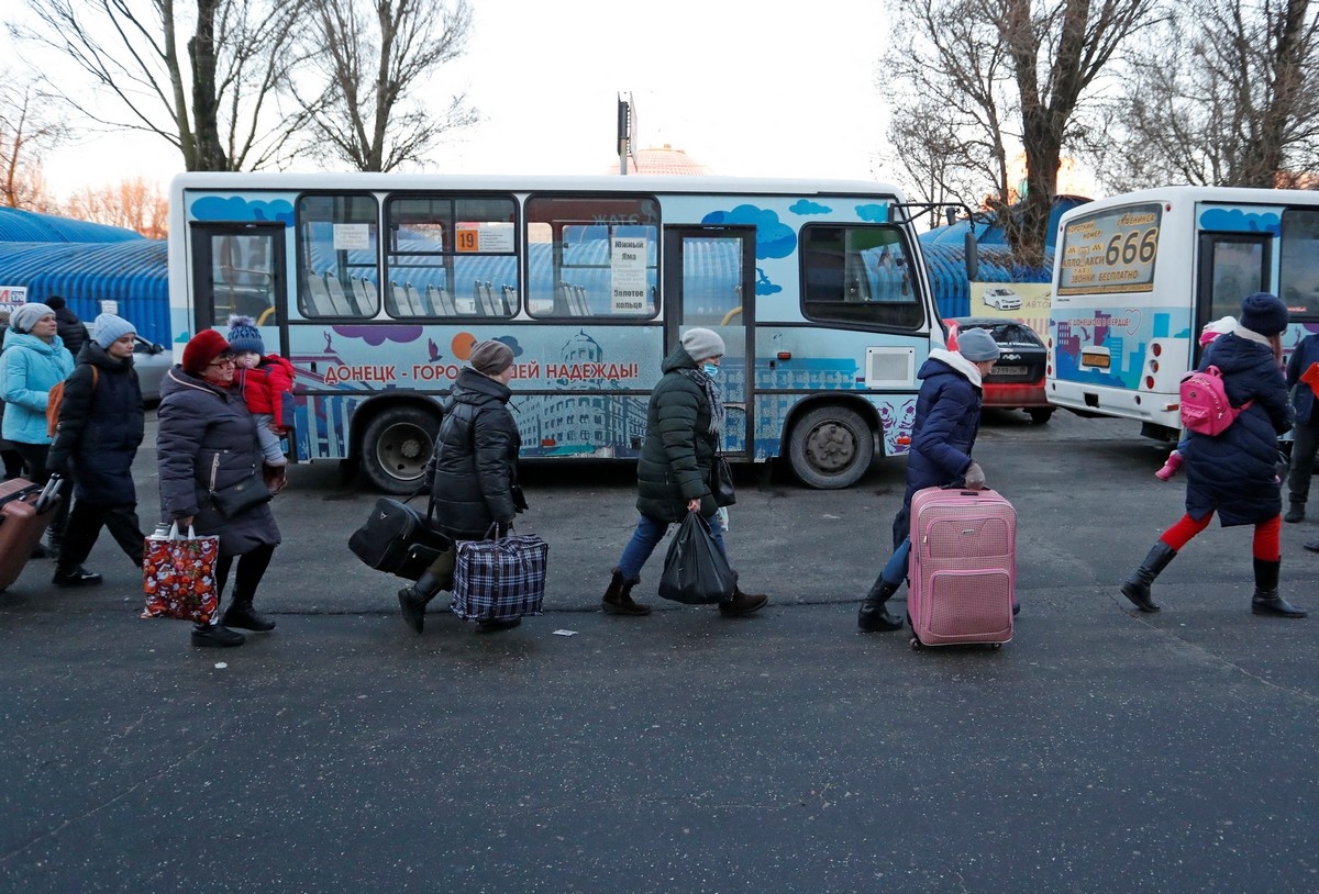 Мешканцям Донецька почали надходити повідомлення про евакуацію