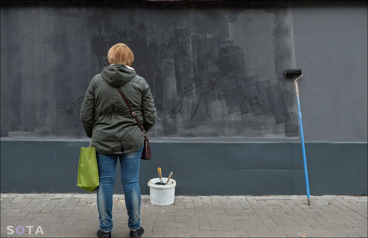 В Петербурге коммунальщики проиграли "битву" с граффити