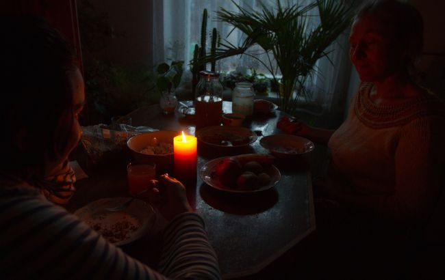 В Киеве без света остались 450 тысяч квартир