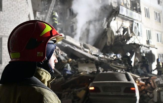Обстріл п'ятиповерхівки у Миколаєві: кількість жертв нічного удару зросла