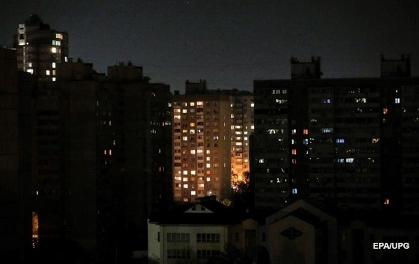 В Киеве отменяют аварийные отключения света: столица возвращается к почасовым графикам