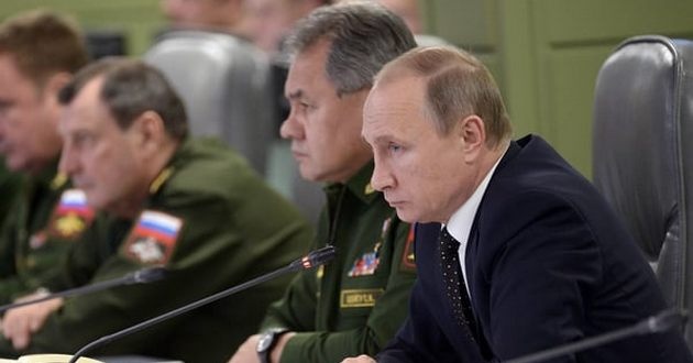 Битва веж Кремля: експерт припустив, кого Путін зробить цапом-відбувайлом за провал в Україні