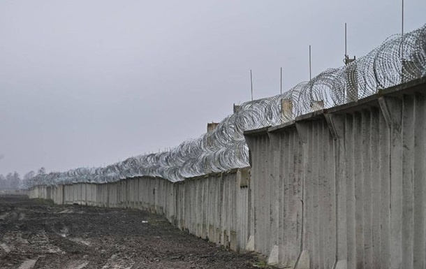 Стіна на кордоні з Білоруссю: яку споруду зводять і з якою метою