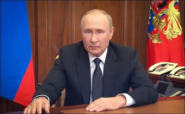 Путін вимагає від Ради безпеки РФ готувати населення до війни
