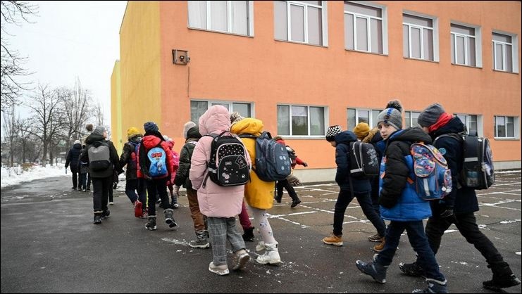 У школах Києва змінили час уроків: у КМДА назвали причину