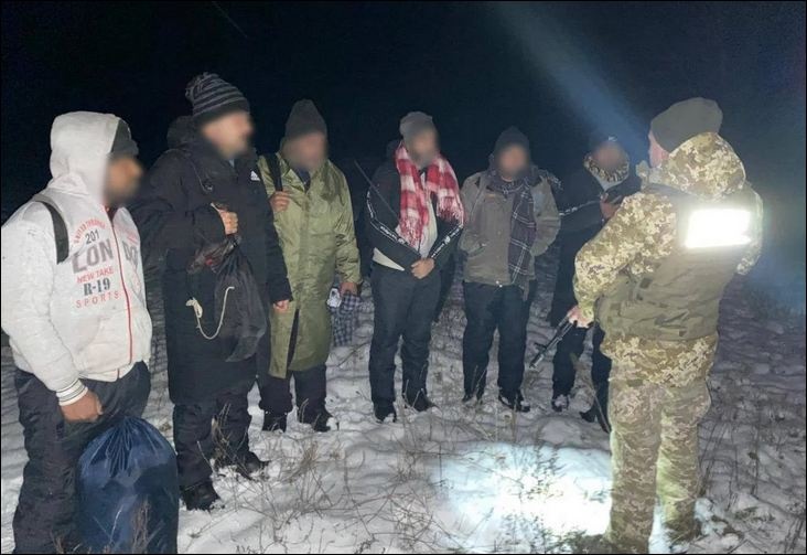 Белорусские пограничники "подкинули" Украине группу нелегалов
