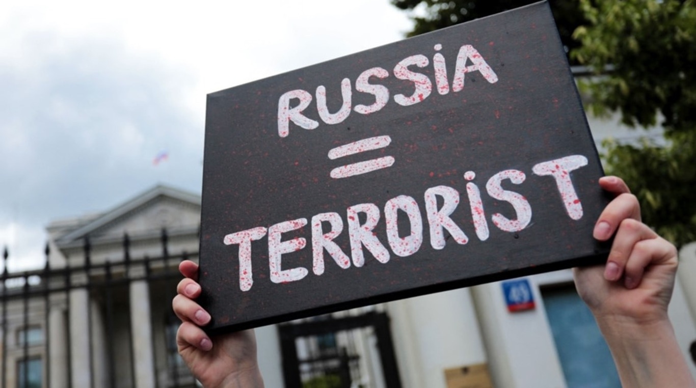 Сигнал Байдену: чому Європа визнала РФ країною-терористом