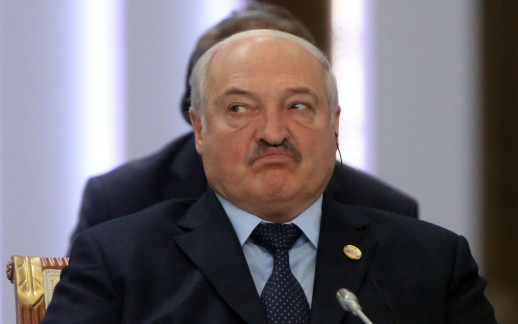 Лукашенко испугала внезапная смерть Макея: диктатор в панике сменил повара, прислугу и охрану