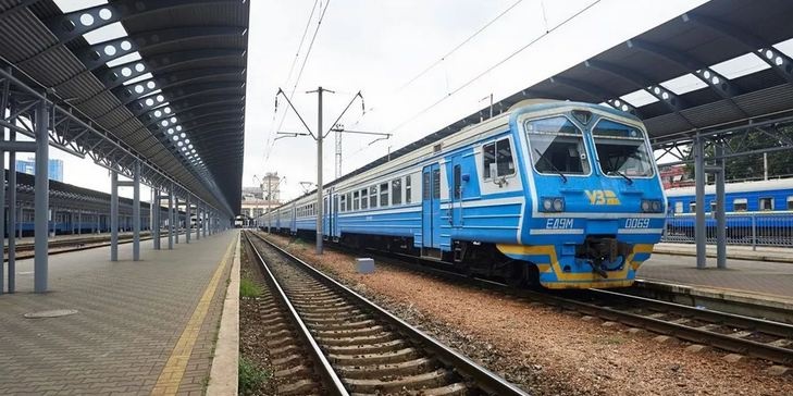 У Києві перейменують станції міської електрички: стало відомо - навіщо