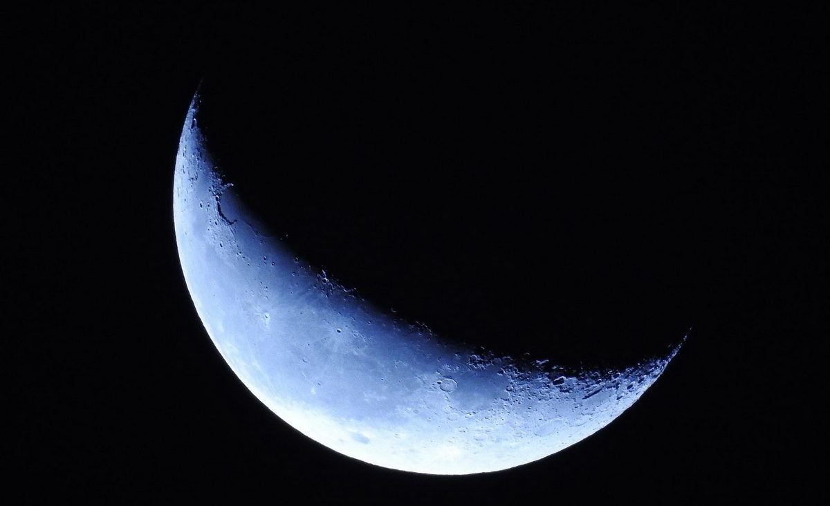 Убывающая луна 23 лунный день фото