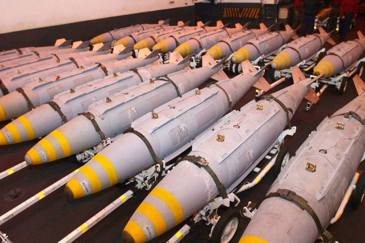 США намерены передать Украине комплекты "умных бомб"