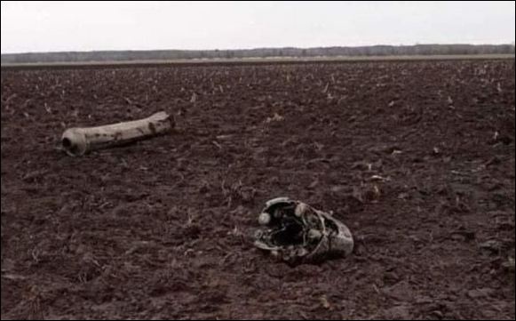 З'явилися кадри з місця падіння ракети у Білорусі