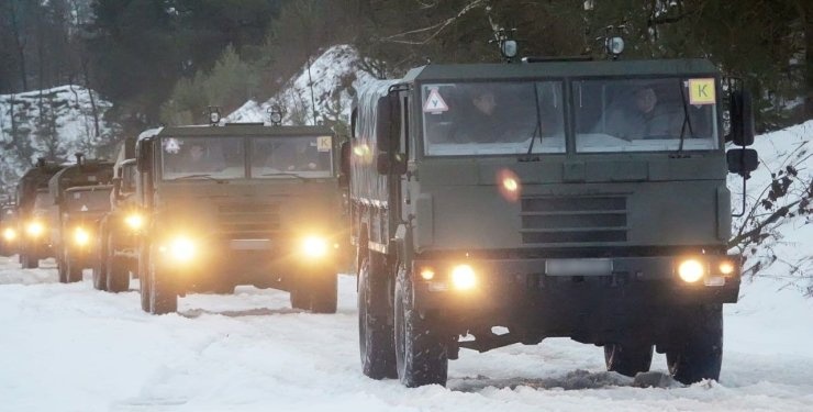 Армія Білорусі готується до війни, - український посол