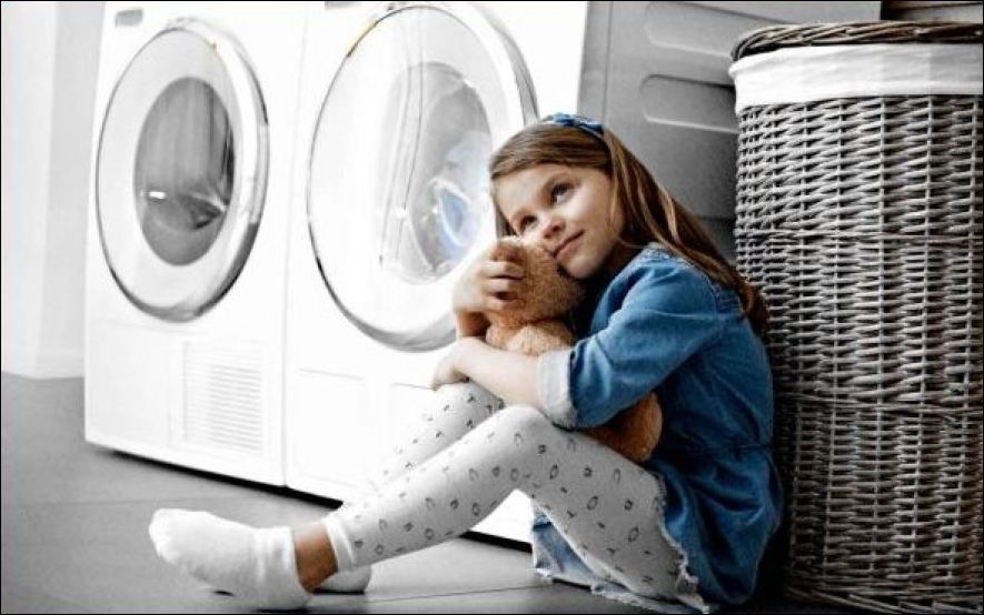 Що люди забувають робити після прання: 3 помилки, які шкодять пральній машині