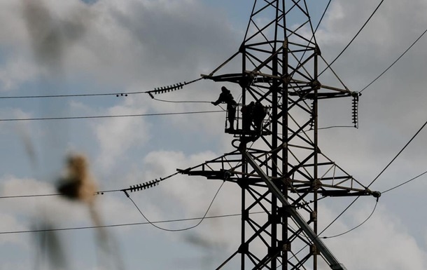 Дефіцит потужності: у кількох областях проводяться аварійні відключення електроенергії