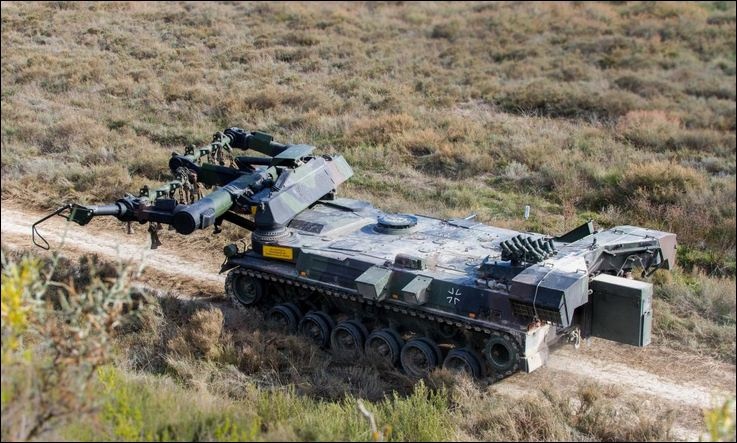 Германия уже доставила в Украину саперные танки