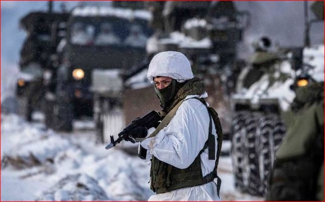 У РФ створюють четверту армію: Данилов каже, що в Україні такого немає