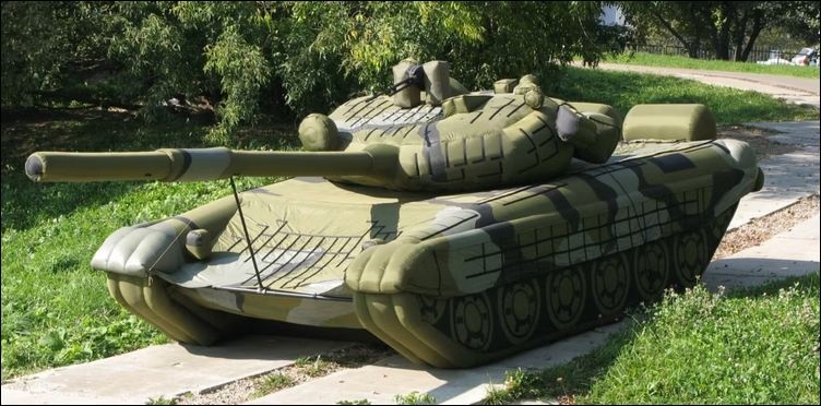Армия РФ "сдулась": на одном из направлений противник потерял резиновые танки