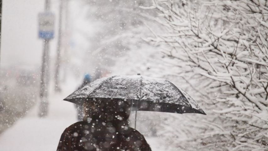 І сніг, і дощ: сьогодні у кількох областях України прогнозуються опади