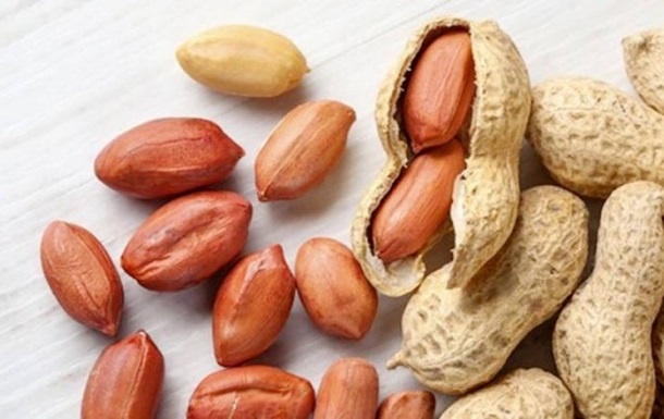 Викликає цироз печінки: в українських магазинах виявили отруйний арахіс із Єгипту