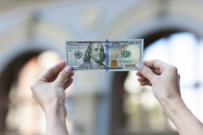 Курс доллара в Украине: сколько стоит валюта 30 января