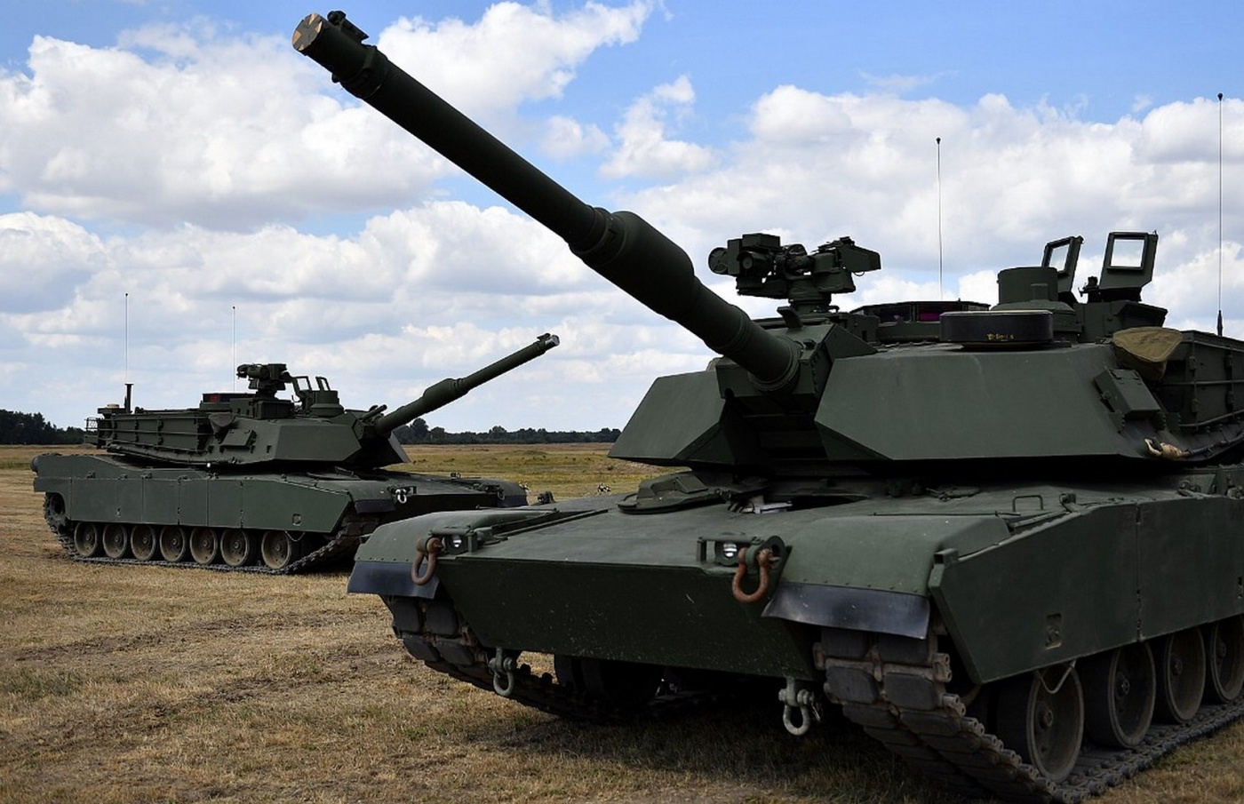 Германия официально заявила, что предоставит Украине танки Leopard 2