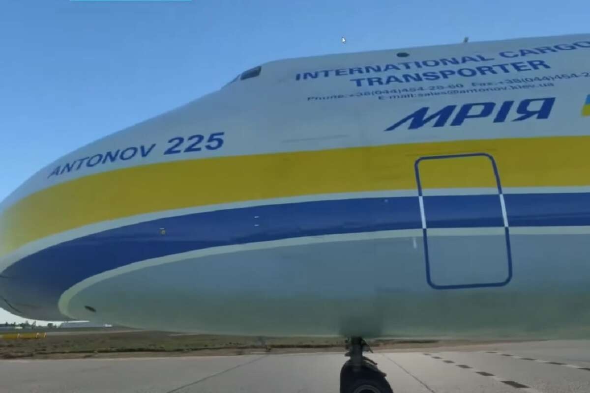 Уничтоженную россиянами "Мрию" возродят в игре: средства пойдут на восстановление Ан-225