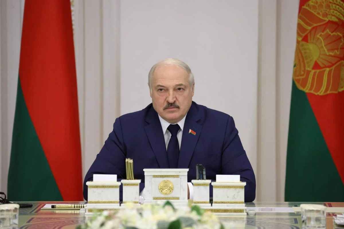 "Давайте это остановим": Лукашенко призвал закончить войну в Украине