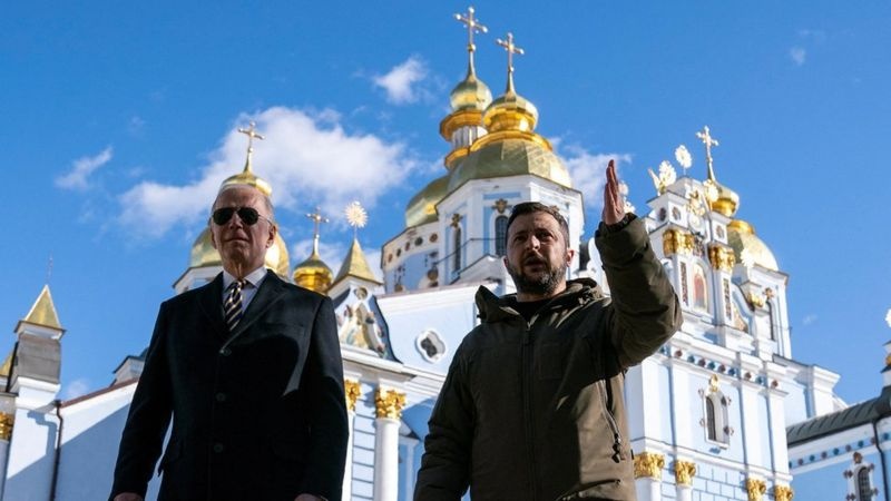 Байден в Киеве: зачем на самом деле президент США посетил Украину