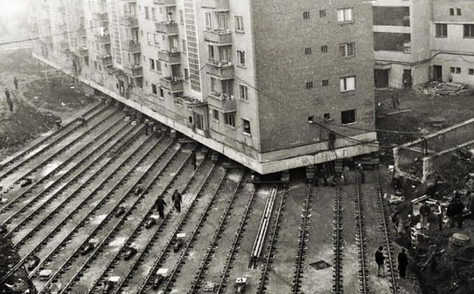 У СРСР рухали будинки, поки в них спали люди