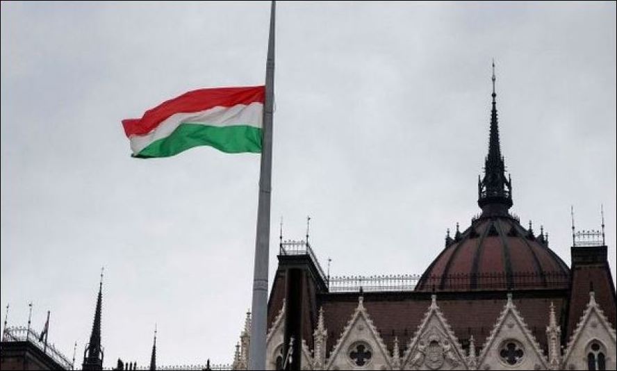 Угорщина блокує 10 пакет санкцій ЄС проти Росії: чого вимагає Орбан