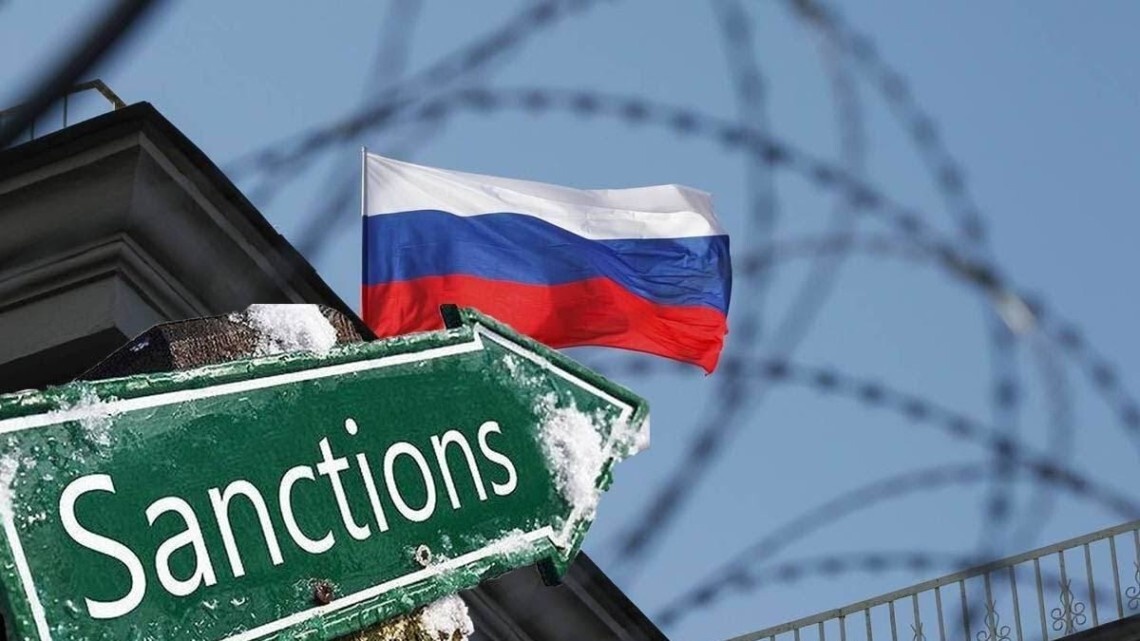 США в годовщину вторжения объявили о новых санкциях против Кремля