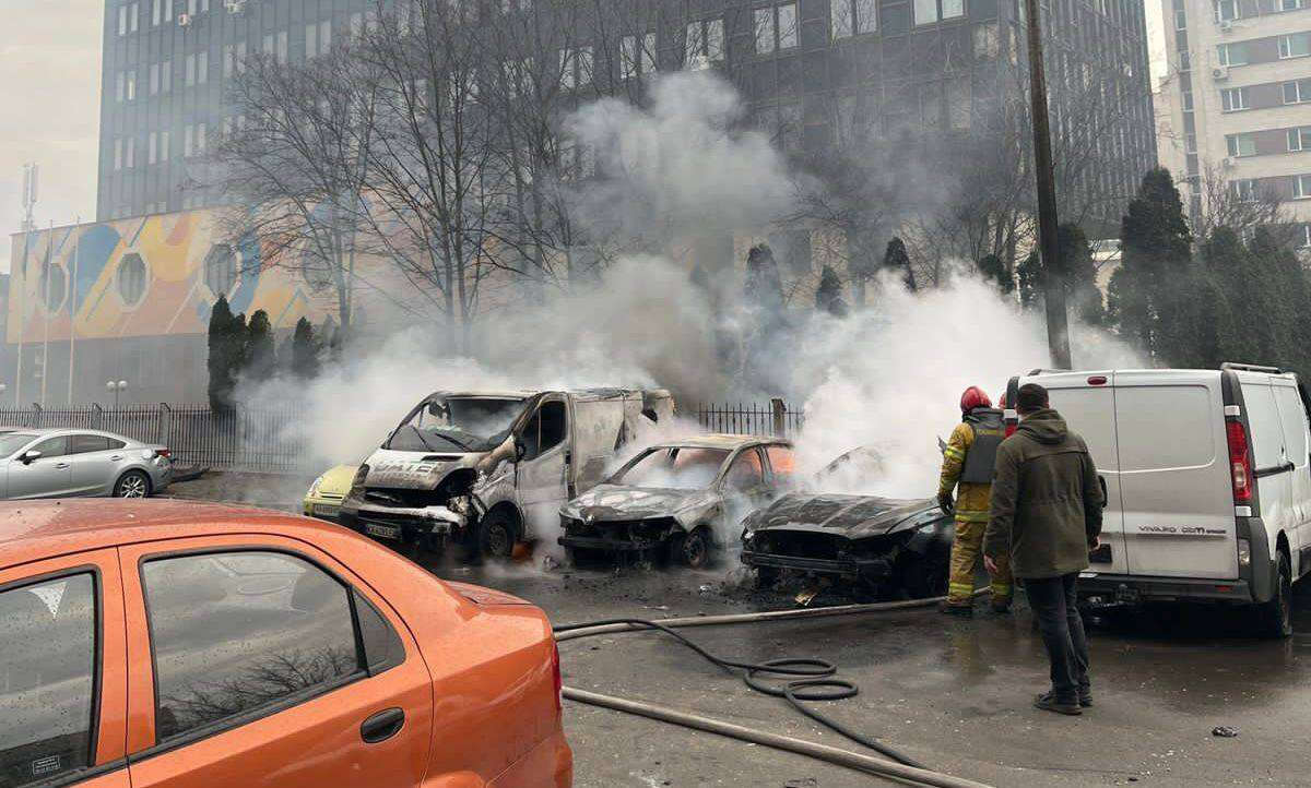 Ракетная атака по Киеву: без тепла остаются 30% потребителей