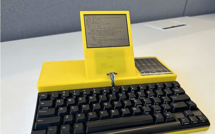 Представлен уникальный ноутбук, который может проработать два года на одном заряде