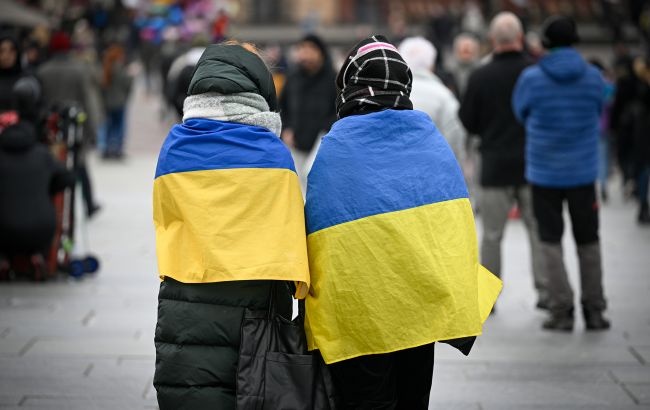 В Польше некоторым украинцам отменят соцвыплаты