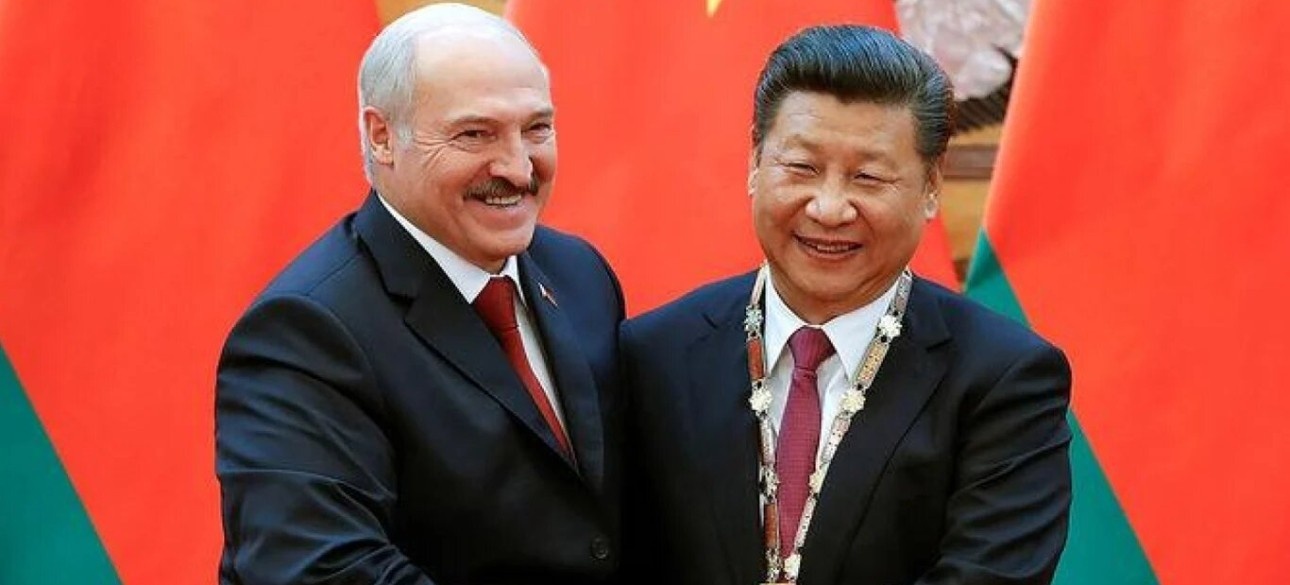Лукашенко виконує завдання: Кочетков пояснив, чому КНР не хоче участі Білорусі у війні