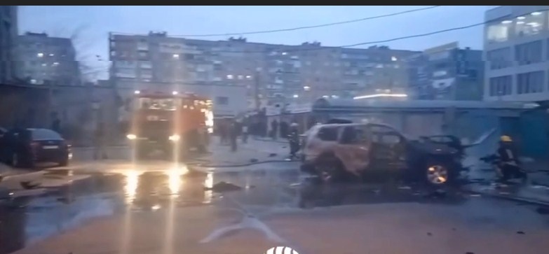 У центрі Мелітополя підірвали авто: повідомляється, що вбито "чиновника"