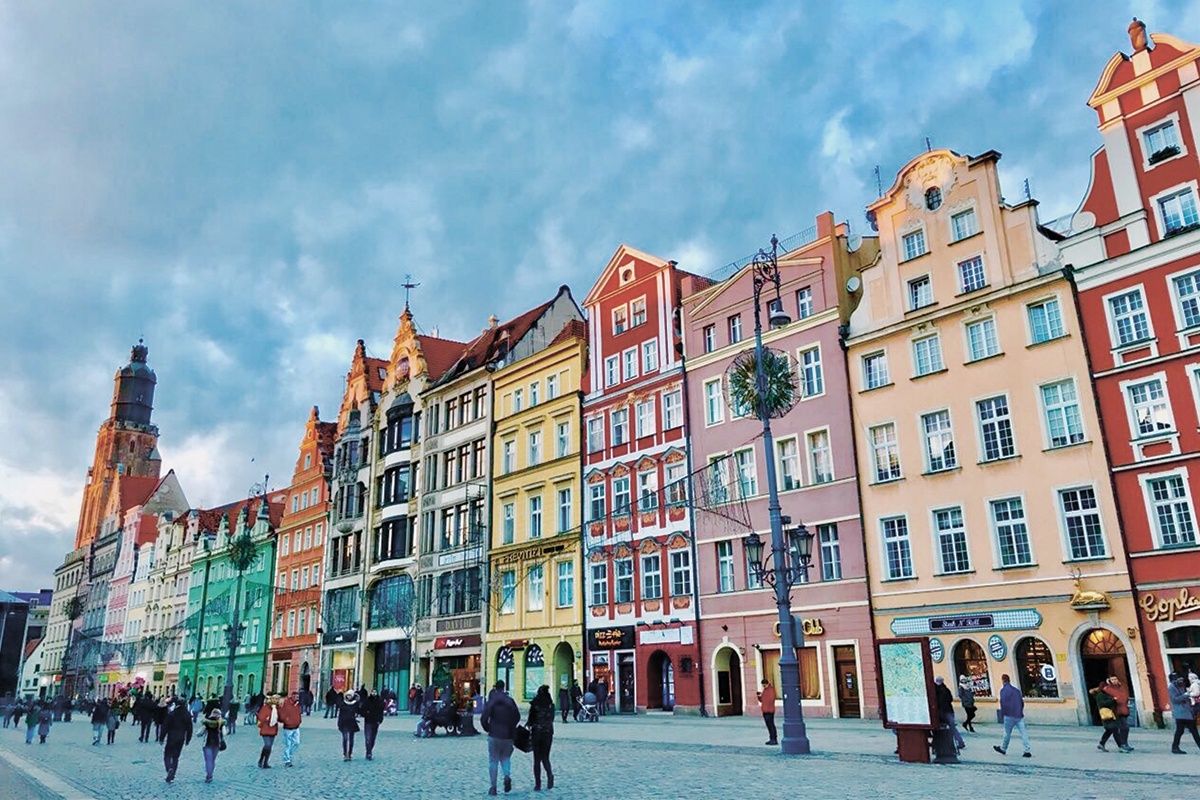 Расходы в Польше и Украине: как отличаются цены на жилье, транспорт и продукты