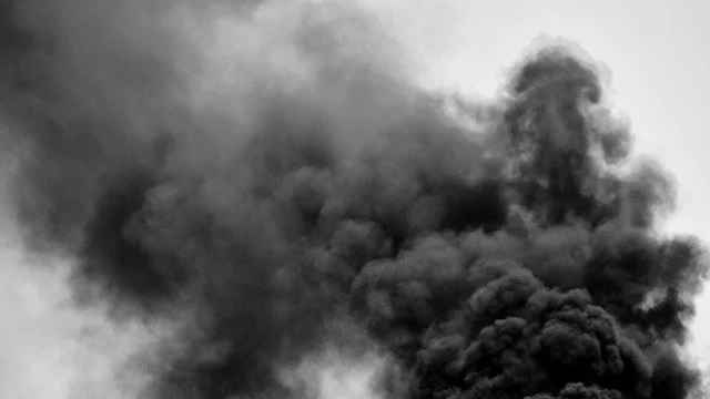 Звуки взрывов в Киевской области: власти озвучили причину