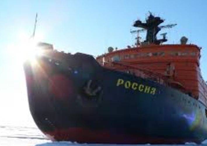 Путін не отримає криголам "Росія": Шойгу розбомбив завод в Україні, який випускав деталі