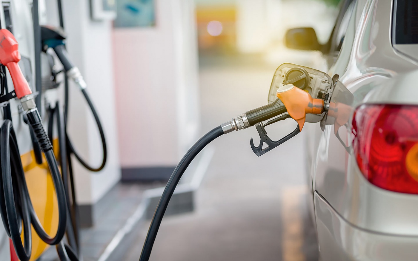 Цены на бензин в рознице: что происходит на АЗС