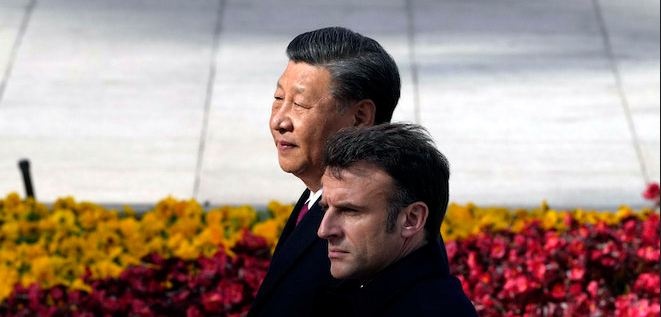 Макрон намагався переконати Сі Цзіньпіна змінити позицію щодо Росії: Рolitico розкриває подробиці