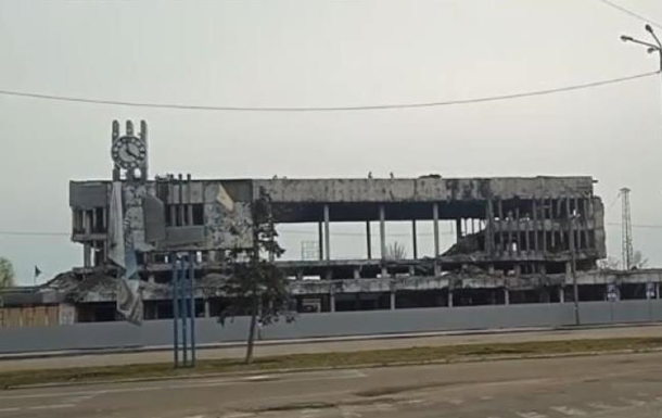 У Маріуполі розпочали демонтаж залізничного вокзалу