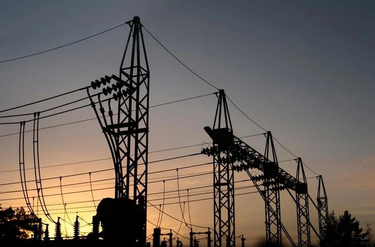 Тариф на електроенергію може злетіти майже вдвічі: скільки доведеться платити