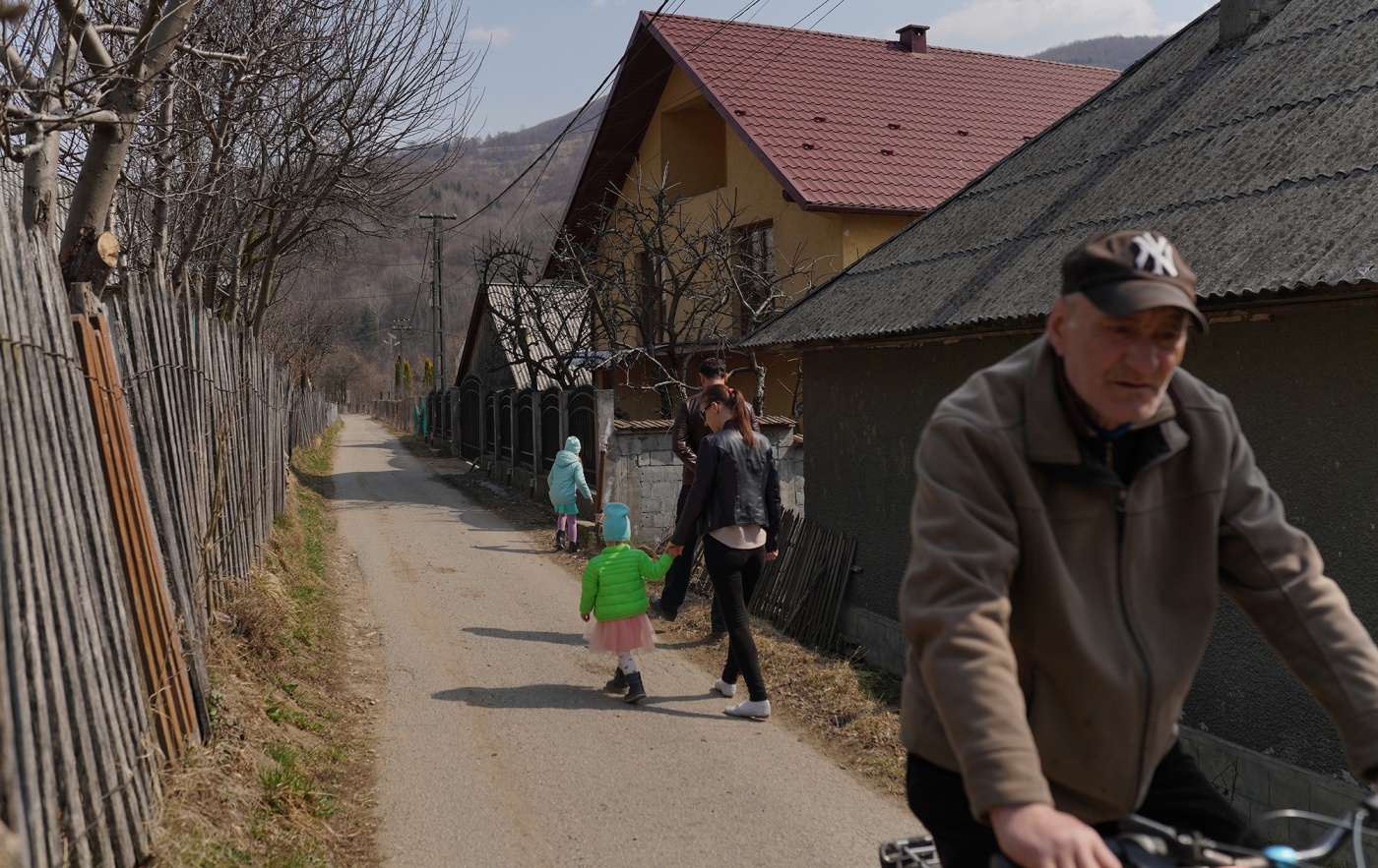 Українських біженців у Румунії просять шукати нове житло чи платити за оренду