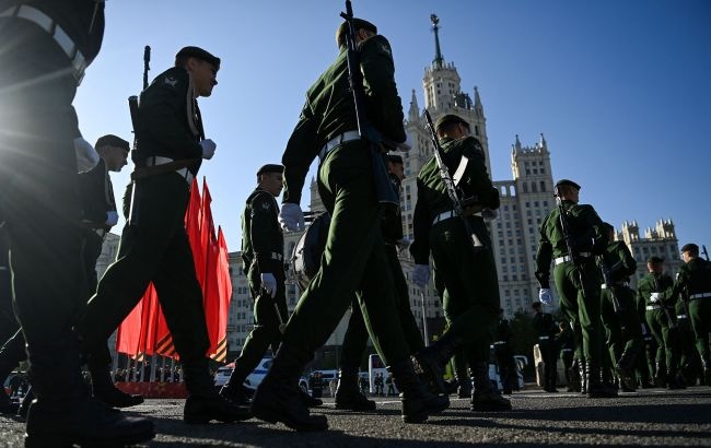 Міноборони Великобританії пояснило скромність параду у Москві на 9 травня