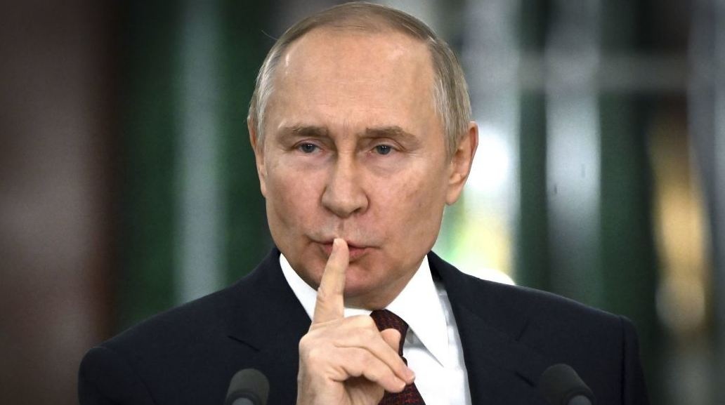 Путин заявил, что Россией управлять "бесполезно": Гиркина порвало на лоскуты